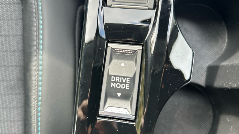 Peugeot 208 1.2 PureTech 100 Allure Premium + 5dr Petrol Hatchback